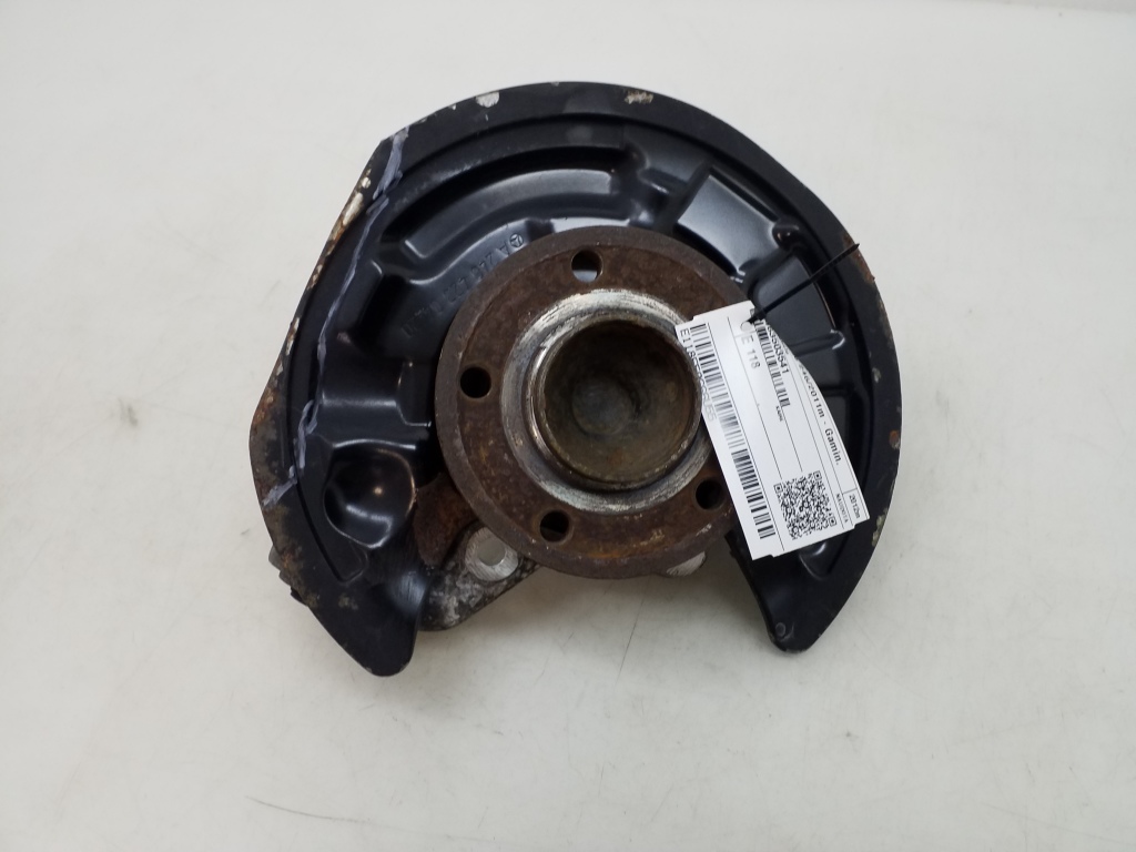 MERCEDES-BENZ B-Class W246 (2011-2020) Rear Left Wheel Hub 20971177