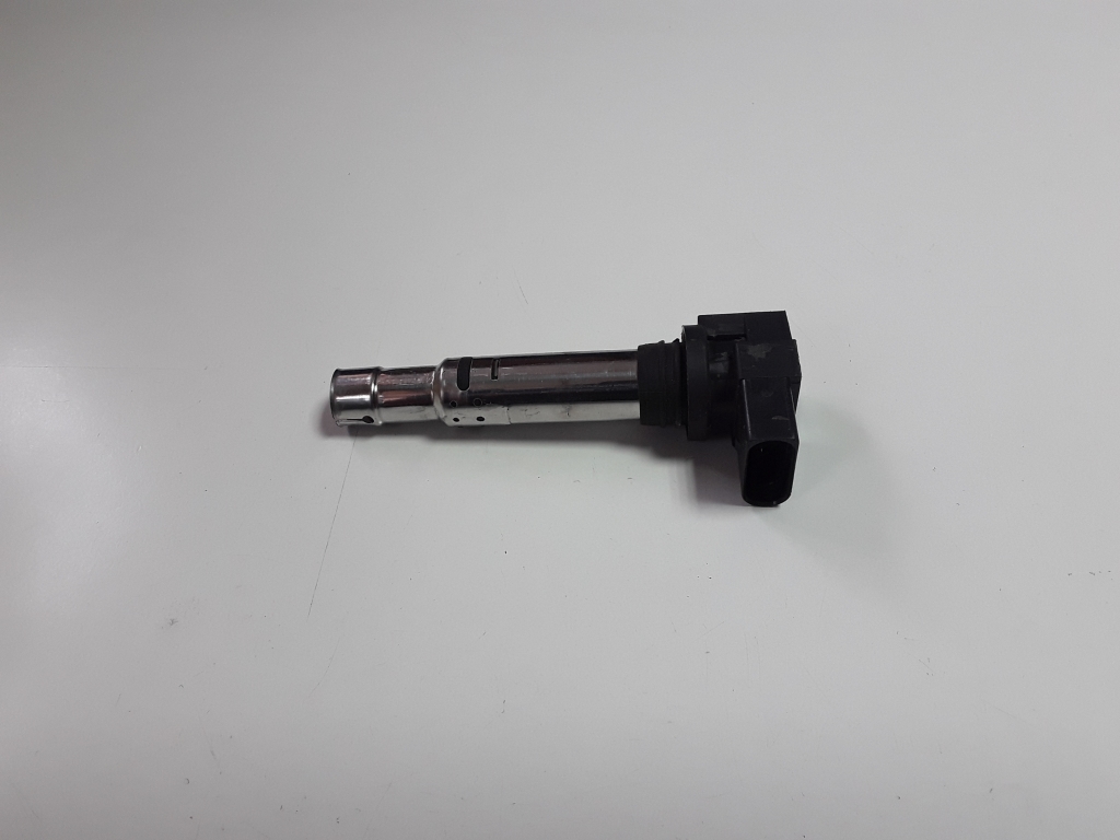 Used Volkswagen Beetle Ignition coil 036905715F