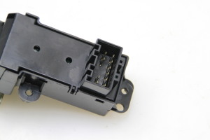 Kia Sportage (2010–2016) Heated seat switch 4912011110 - 3