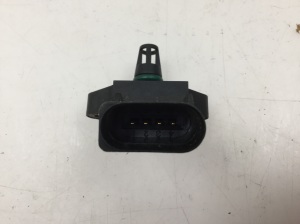 Volkswagen Golf V (2003–2009) Sensor Ladeluftkühler 038906051B - 2