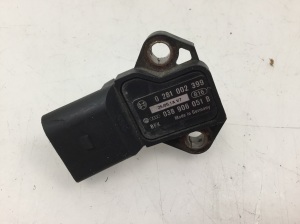 Sensor Ladeluftkühler - 038906051B