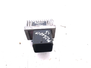RENAULT Megane II (2002–2009) Glow plug relay 9640469680 - 2