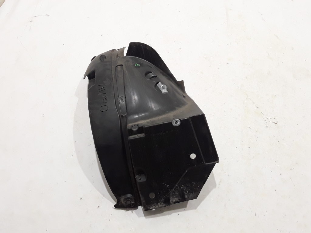 Used RENAULT Trafic Rear part of the front fender 638438990R