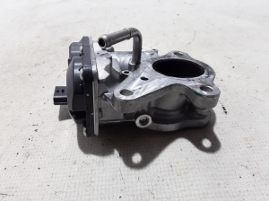  EGR valve 