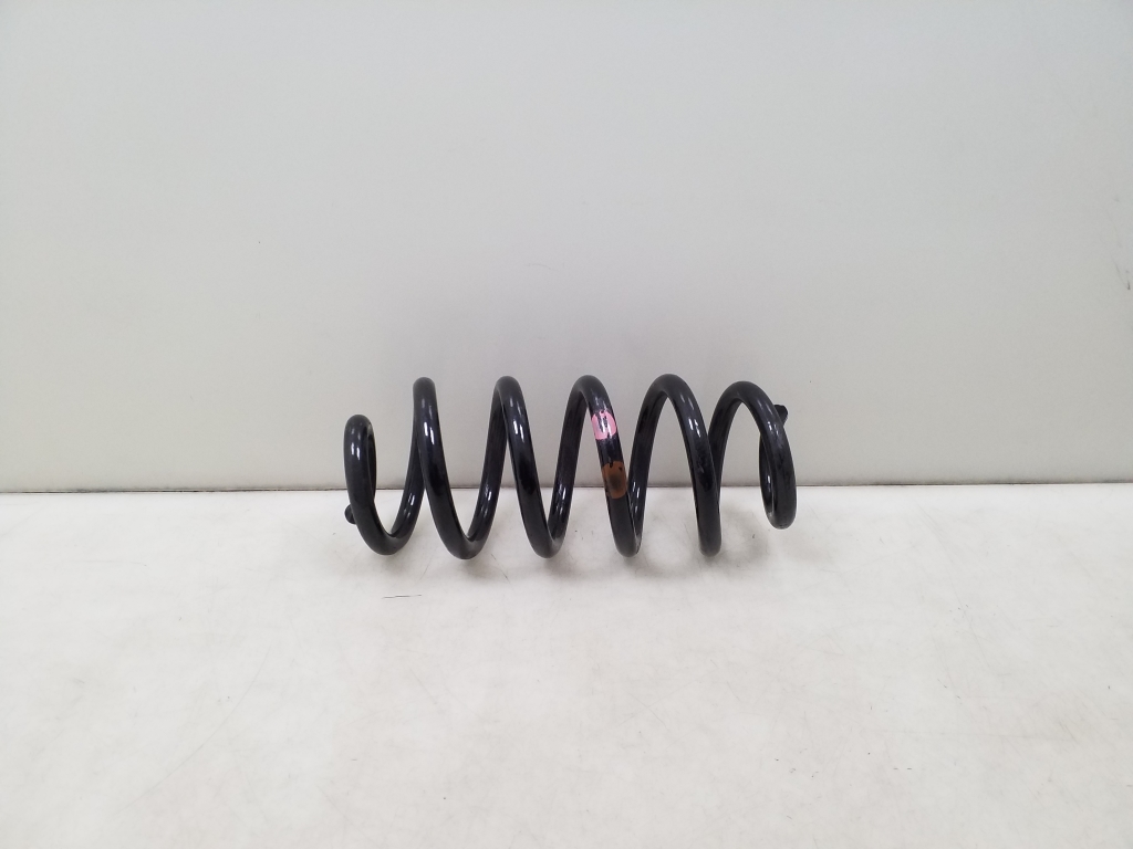 NISSAN Qashqai J-12 (2021–2026) Feder hinten NISSAN Qashqai J-12 (2021–2026) Feder hinten