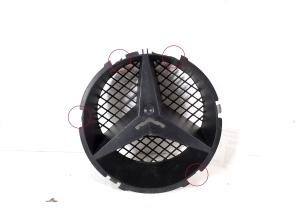 Front grille emblem frame - A2078880260