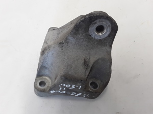 RENAULT Megane III (2008–2016) Mootoripadi 113320021R - 4