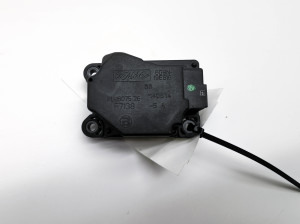 VOLVO S60 II (2010–2018) Salongi soojenduse klapi mootor 6G9N19E616BB - 2