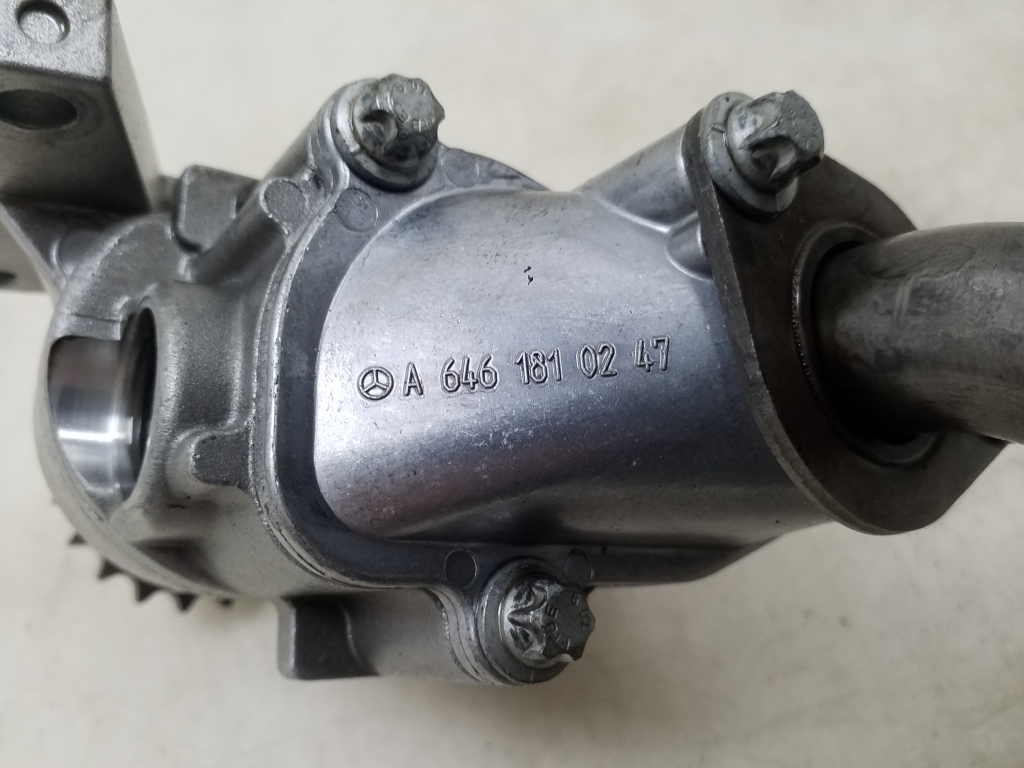 MERCEDES-BENZ Sprinter 2 generation (906) (2006-2018) Oil Pump A6461810247 24967410