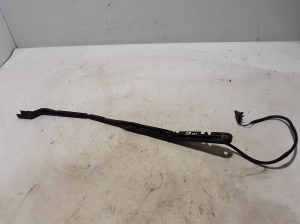  Windshield wiper blade 