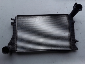  Intercooler radiator 