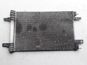 Peugeot 308 (2013–2021) A/C condenser 9673629780 - 3