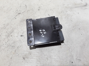  Trunk lid control module 