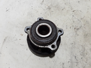  Front bearing 