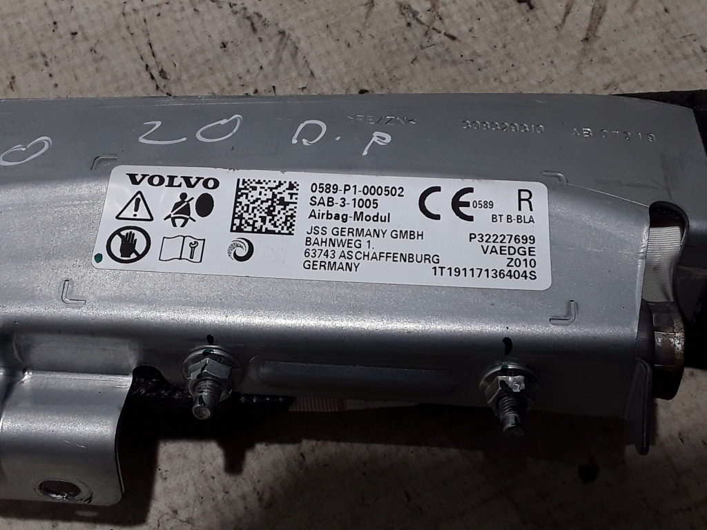 VOLVO V60 2 generation (2018-2023) SRS переднее правое сиденье 32227699 21017104