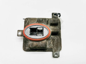 Xenon headlight control unit - 7296090