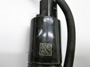 Tesla Model 3 3 (2016–2024) Front windshield washer pump 111016400B - 2