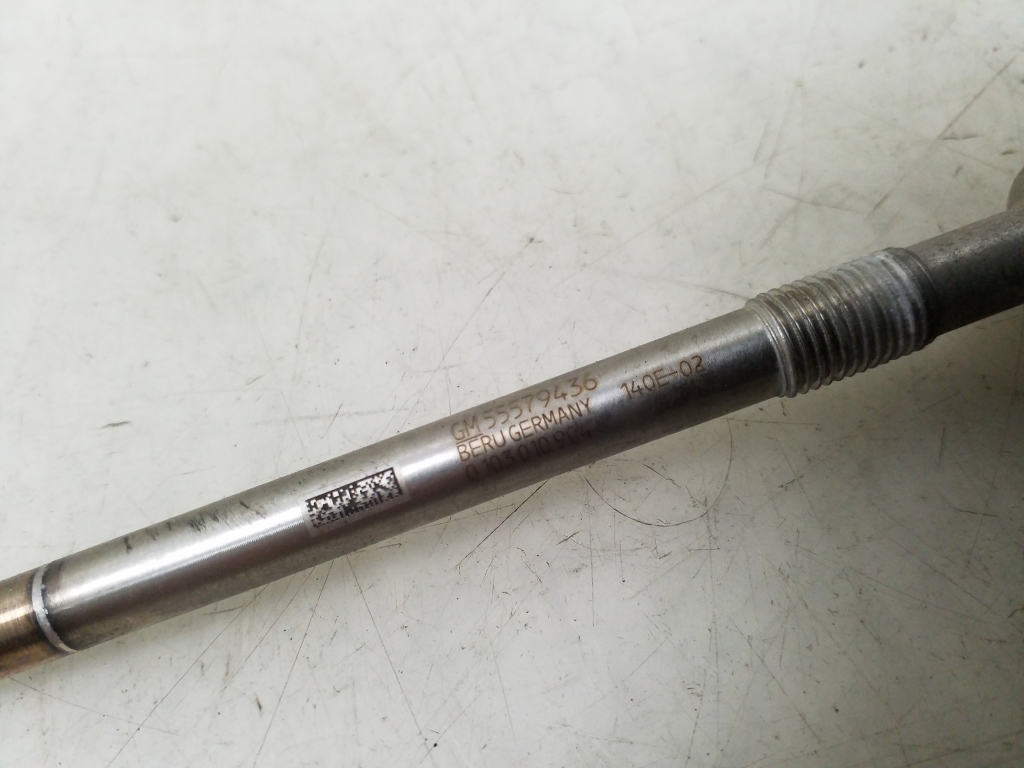 Used Opel Insignia Glow plug 55579436