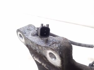  Front hub stump without bearing 