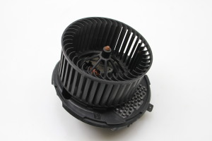 Heizungsgebläsemotor - 1K2820015G