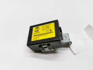 Steuergerät - 95210-H8100