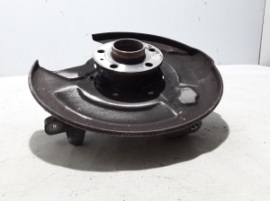 VOLVO XC60 (2017–2026) Tagumine rumm 31658320 - 2