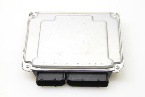 AUDI A4 B6 (2000–2005) Mootori juhtplokk 8E0907401M - 2