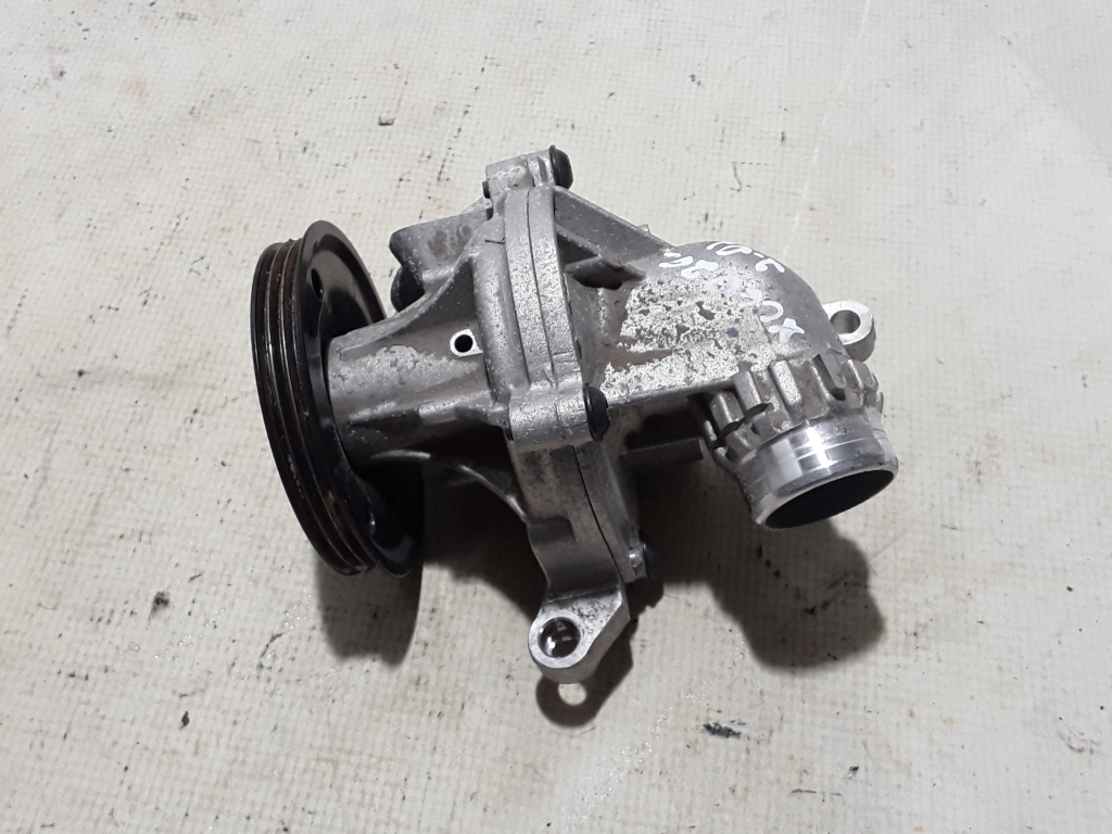 Used VOLVO XC60 Water Pump 32252284 Used VOLVO XC60 Water Pump 32252284