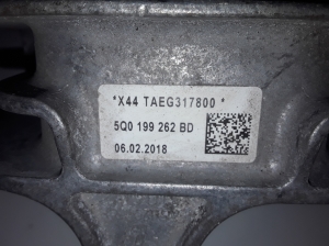 Seat Leon (2012–2026) Mootoripadi 5Q0199262BD - 3