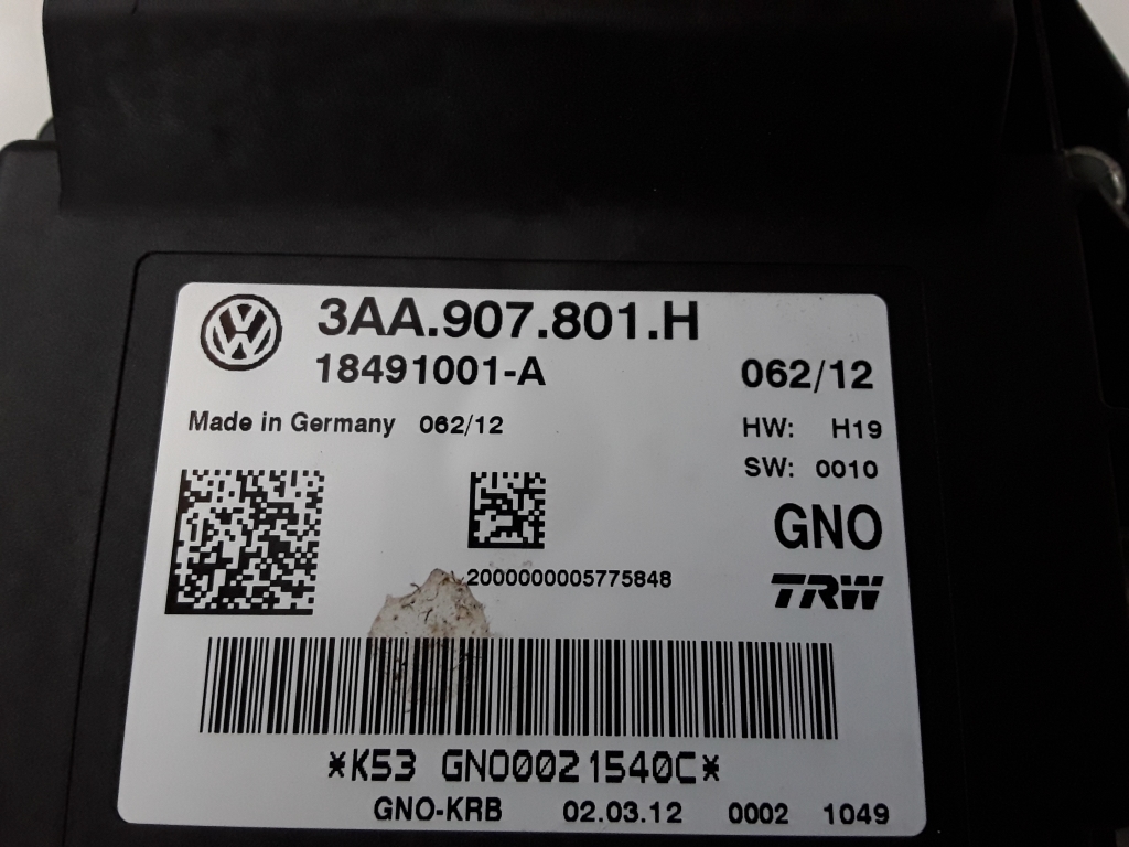 VOLKSWAGEN Passat B7 (2010-2015) Блок керування ручним гальмом 3AA907801H 27593601