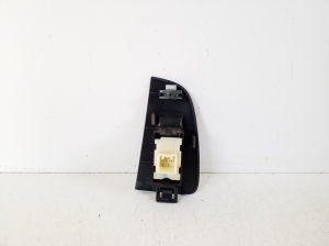 TOYOTA Avensis T25 (2003–2008) Front door glass switch 74231-05140 - 2