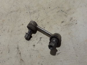  Rear stabilizer link 