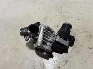  EGR valve 