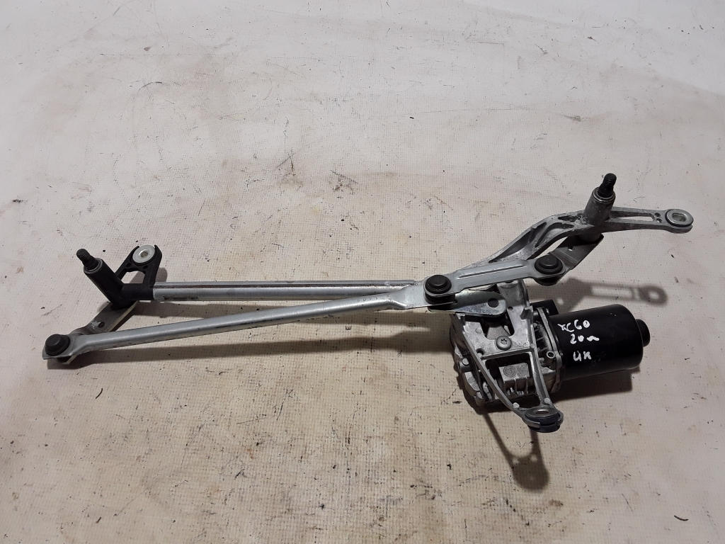 Used VOLVO XC60 Windshield wiper mechanism