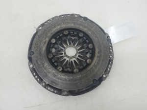 LEXUS IS (2005–2013) Siduri surveplaat 310010W020 - 2