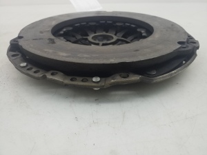 LEXUS IS (2005–2013) Siduri surveplaat 310010W020 - 2
