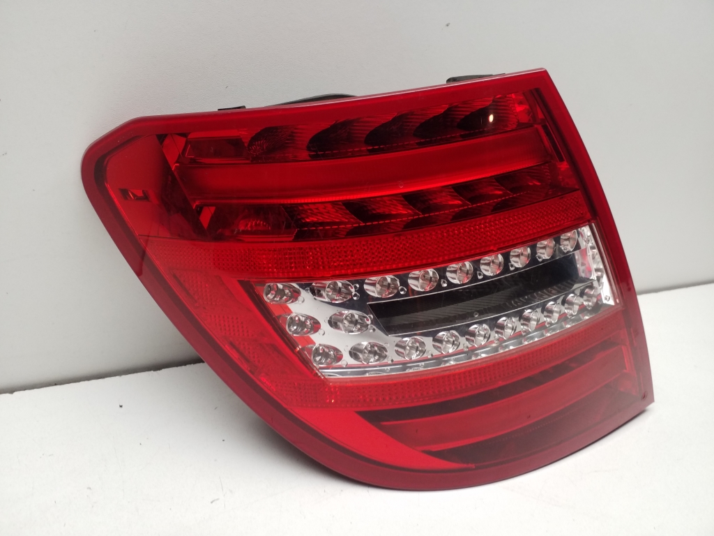 MERCEDES-BENZ C-Class W204/S204/C204 (2004-2015) Rear Left Taillight A2048206264 21864863