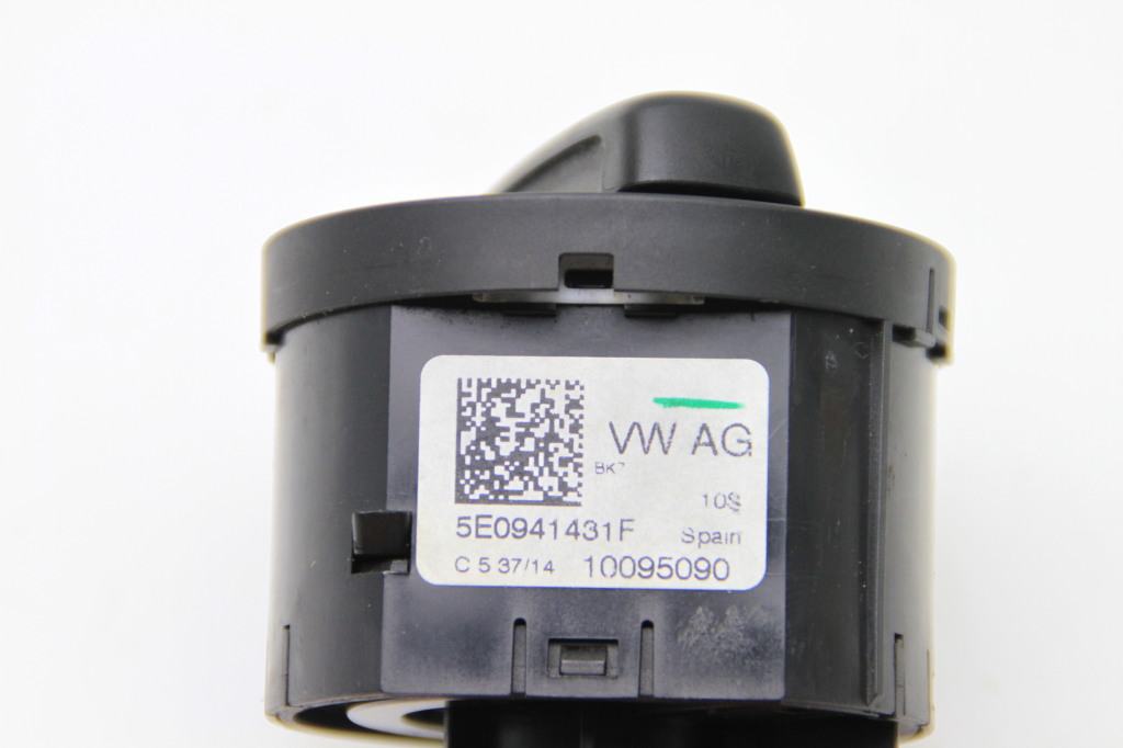 SKODA Octavia 3 generation (2013-2020) Headlight Switch Control Unit 5E0941431F 25093667