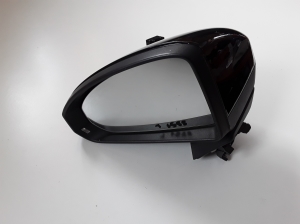 Küljepeegel ja selle osad - E1041348