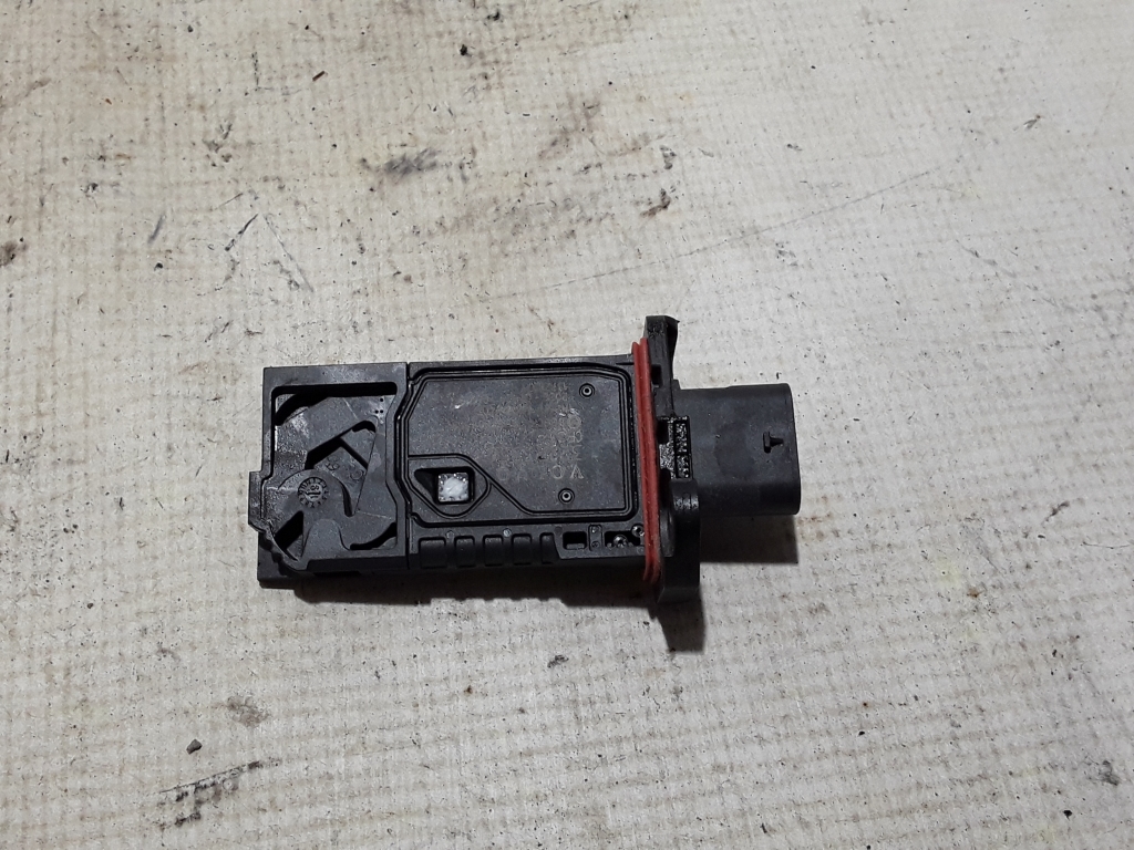 Used VOLVO XC60 Air flow sensor 32223556