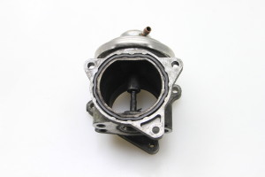  EGR valve 