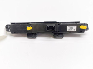 Kia Stonic I (2017–2026) Autre interrupteur 4D63651000 - 4