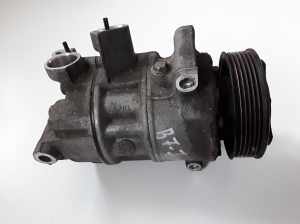 Volkswagen Passat B7 (2010–2014) Konditsioneeri kompressor 5N0820803H - 2