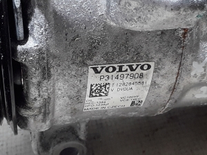 VOLVO XC60 (2017–2026) Konditsioneeri kompressor 31497908 - 3