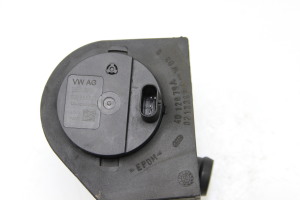 Volkswagen Passat B8 (2014–2023) Pompe à eau auxiliaire 5Q0965567 - 3