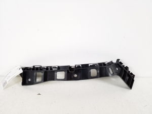 Rear bumper bracket - 1K8807394