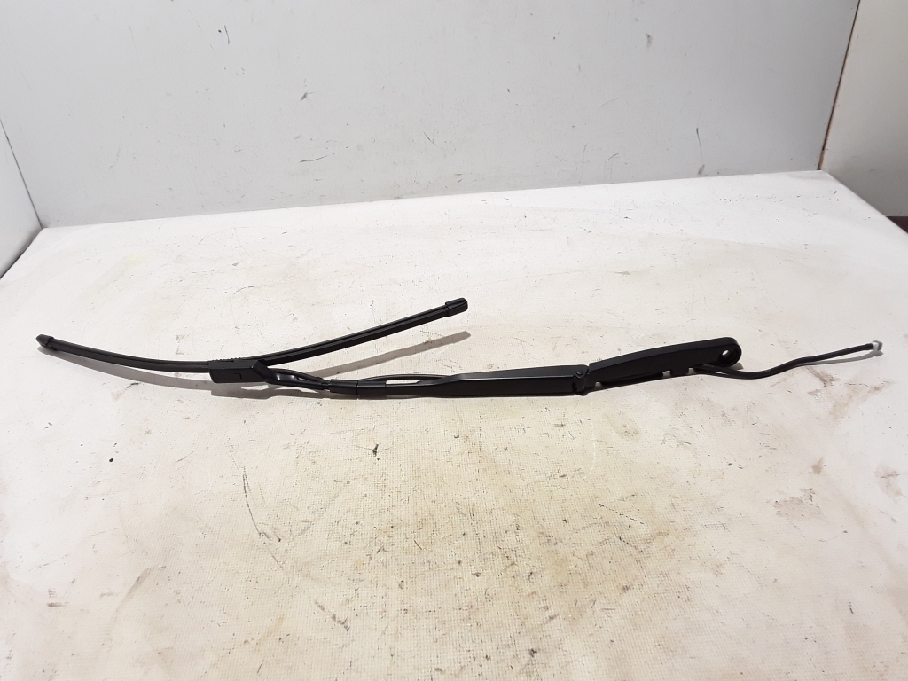 Used VOLVO XC60 Windshield wiper blade 31416839