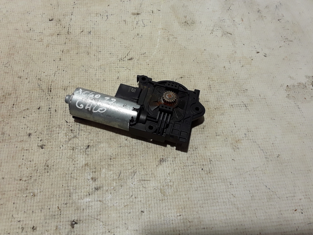 Used VOLVO XC60 Sunroof motor 10049609