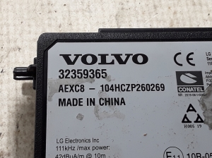 VOLVO XC60 (2017–2026) Juhtplokk 32359365 - 2