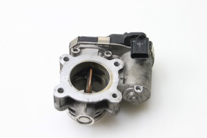  Accelerator valve 